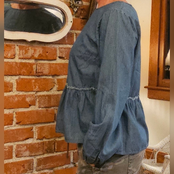 Universal Thread top - Picture 5 of 11